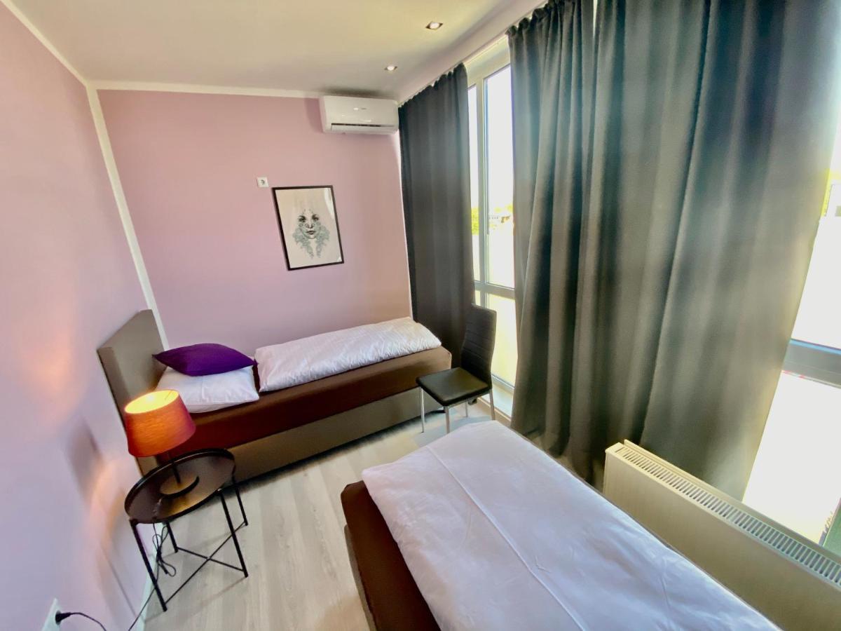 Business Apartment Near Neuss/Duesseldorf Korschenbroich Bagian luar foto