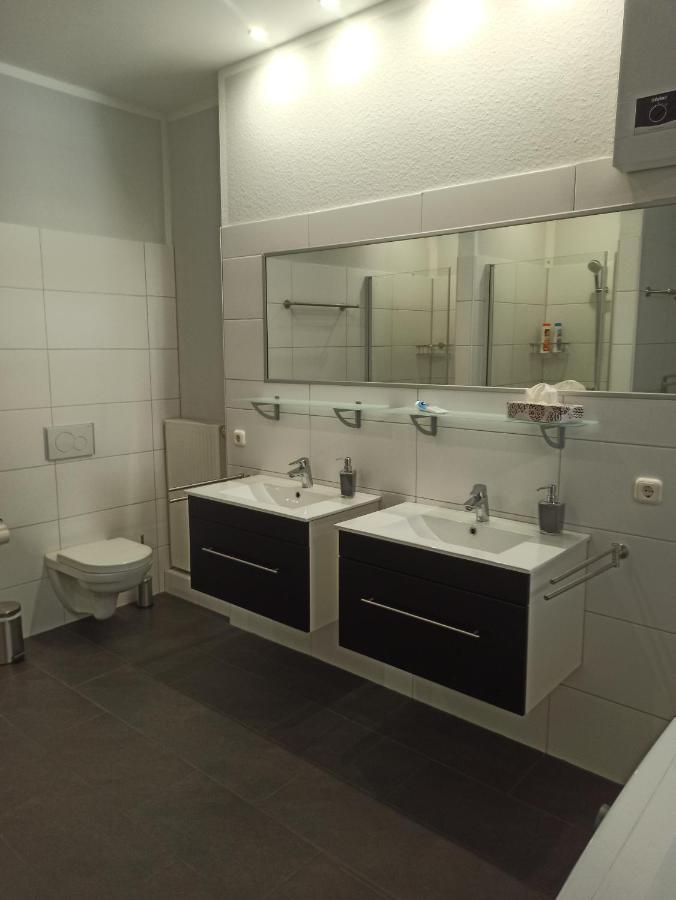 Business Apartment Near Neuss/Duesseldorf Korschenbroich Bagian luar foto